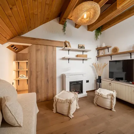 Gurgulyat View - 1 Bedroom Loft *