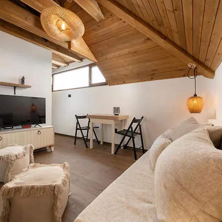 Apartman Gurgulyat View - 1 Bedroom Loft