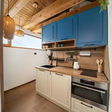 Gurgulyat View - 1 Bedroom Loft *