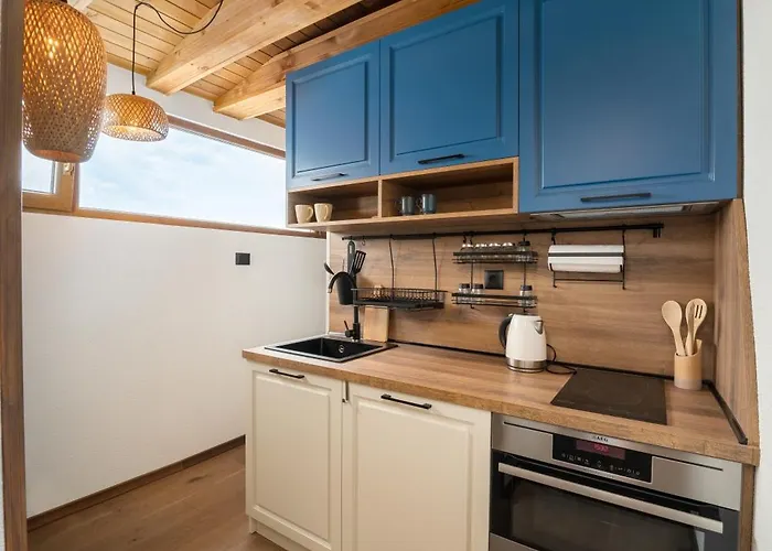 Gurgulyat View - 1 Bedroom Loft *