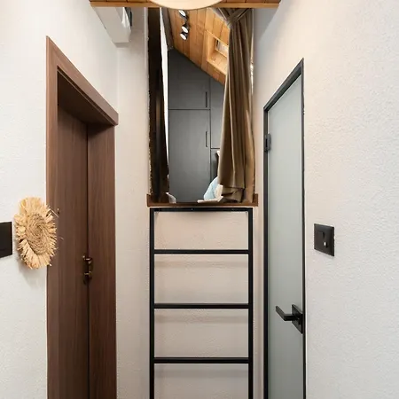 Gurgulyat View - 1 Bedroom Loft *