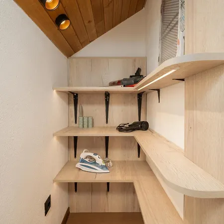 Gurgulyat View - 1 Bedroom Loft Apartament *